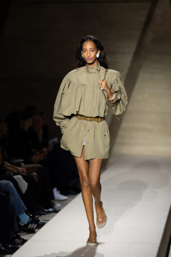 PFW SS26: Chloe X Authentic Beauty Concept
