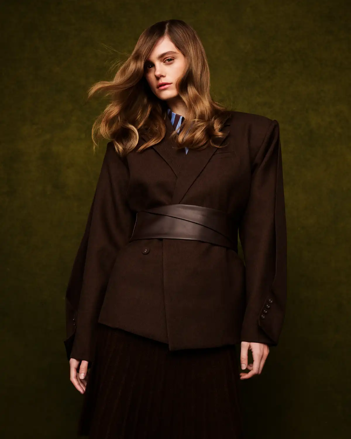 Model with mid-length brown hair shot for Kiku Autumn Equinox – Transitional Trends.