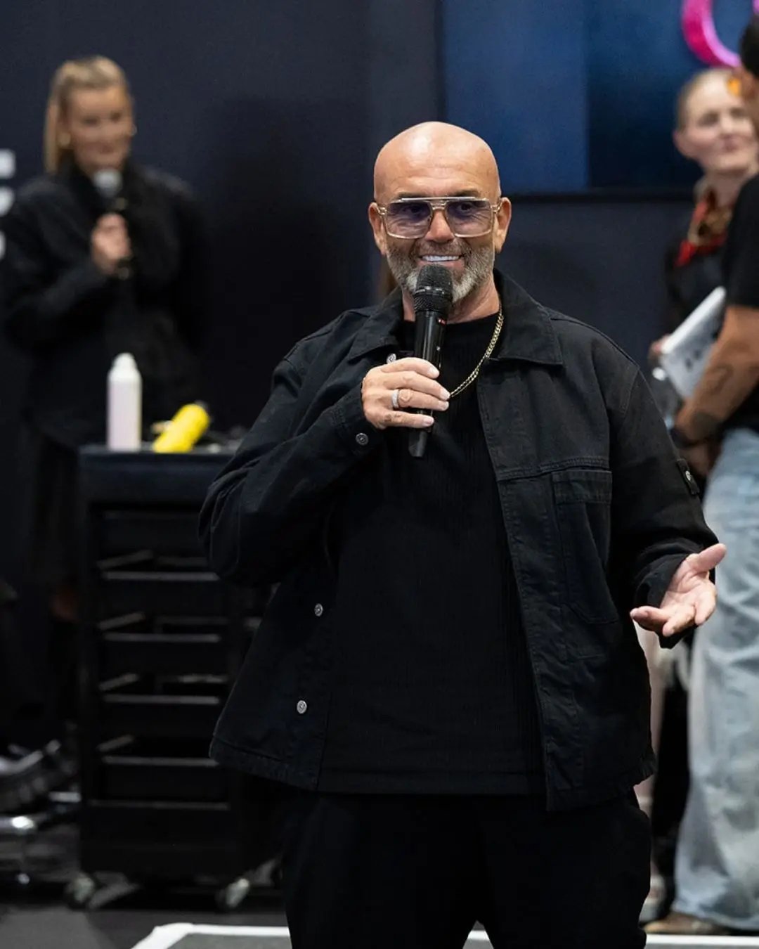 Simon Shaw on stage at Salon International