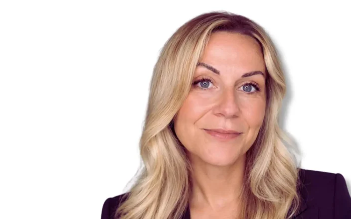 Headshot of Trichologist Hayley Handy
